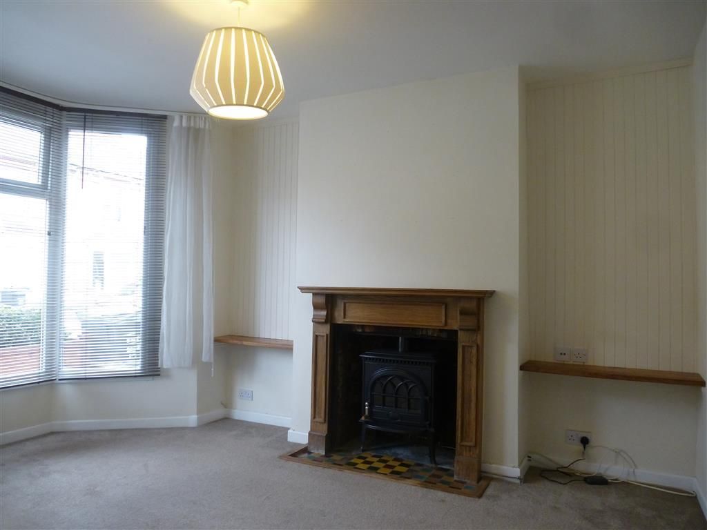 Property photo 3 of 15 Living Room