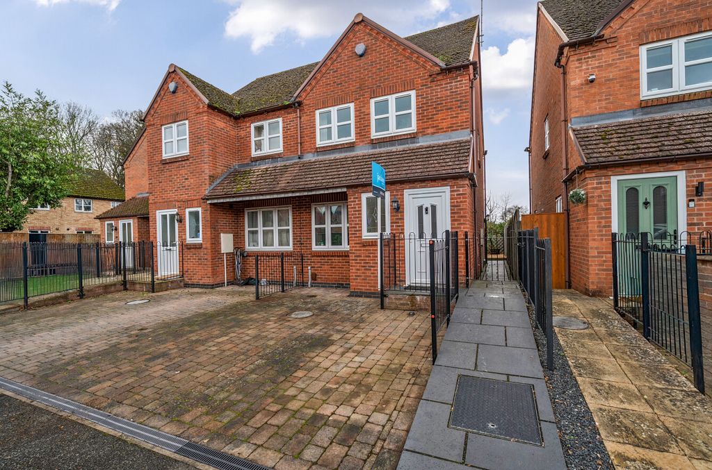 Property photo 1 of 22 1384629-29-69298F58Bc44B