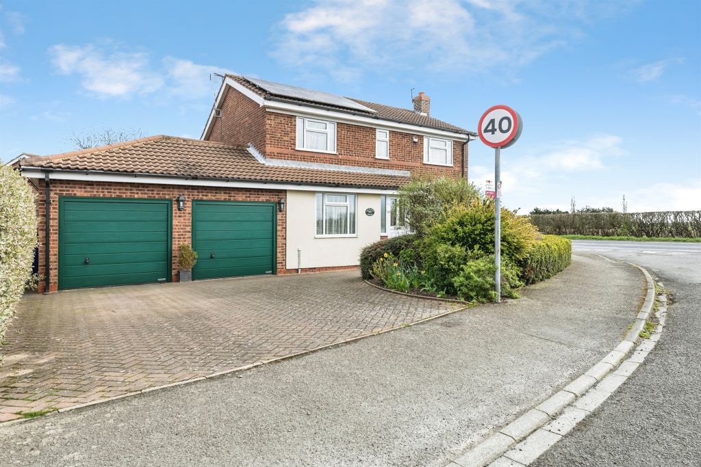 Property photo 2 of 23