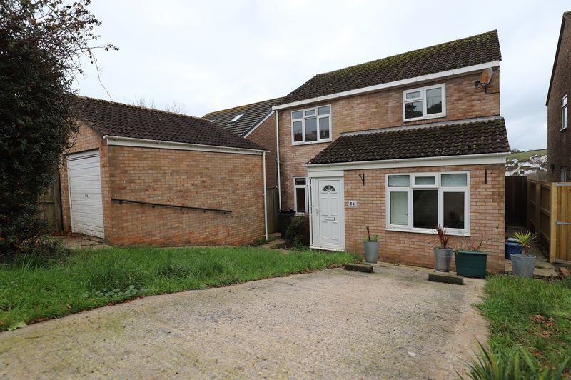 Property photo 1 of 15 Photo 4