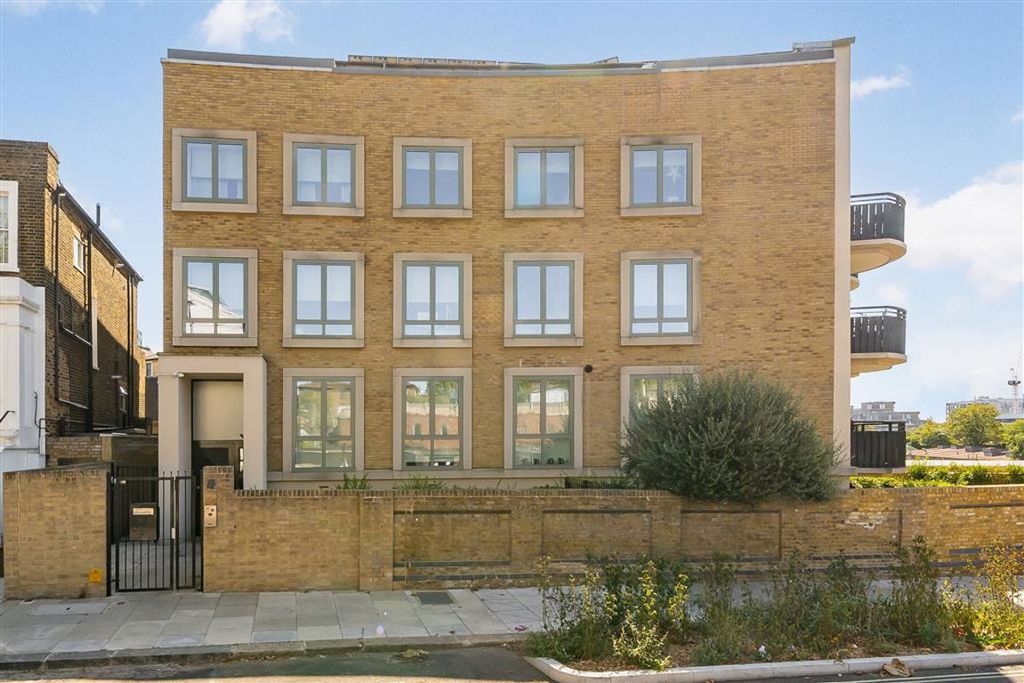 Property photo 1 of 7