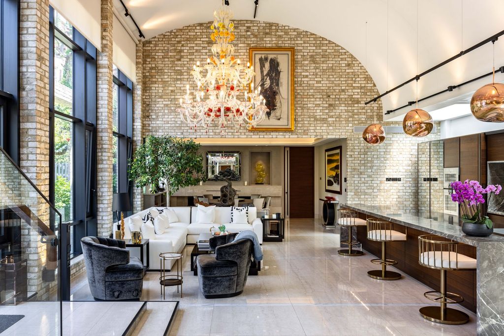 Property photo 1 of 30 Reception