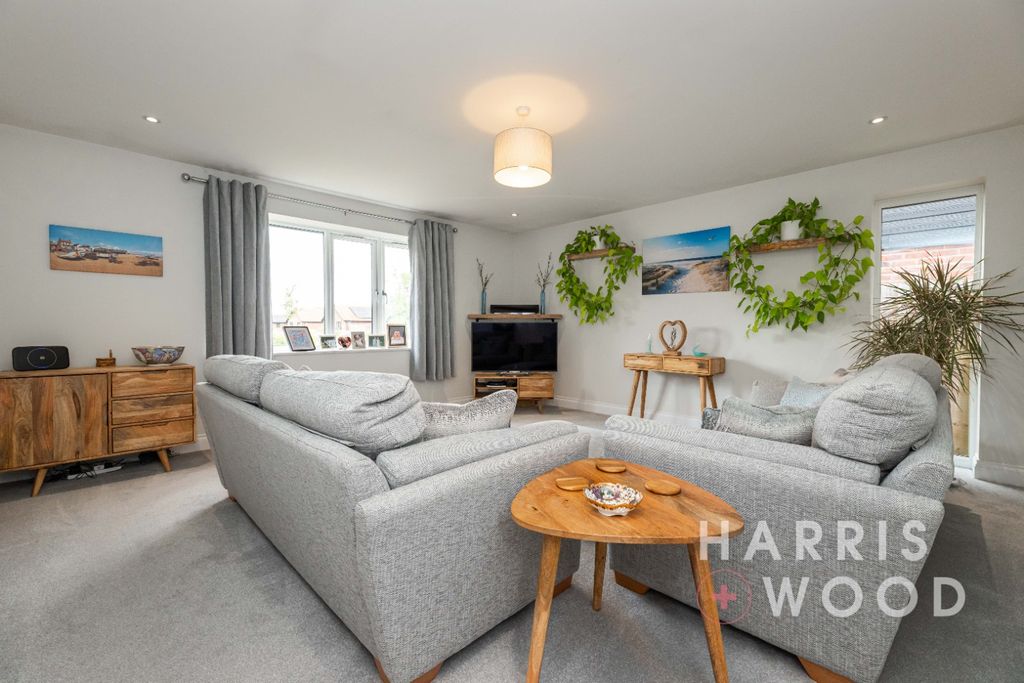 Property photo 3 of 34 4218727