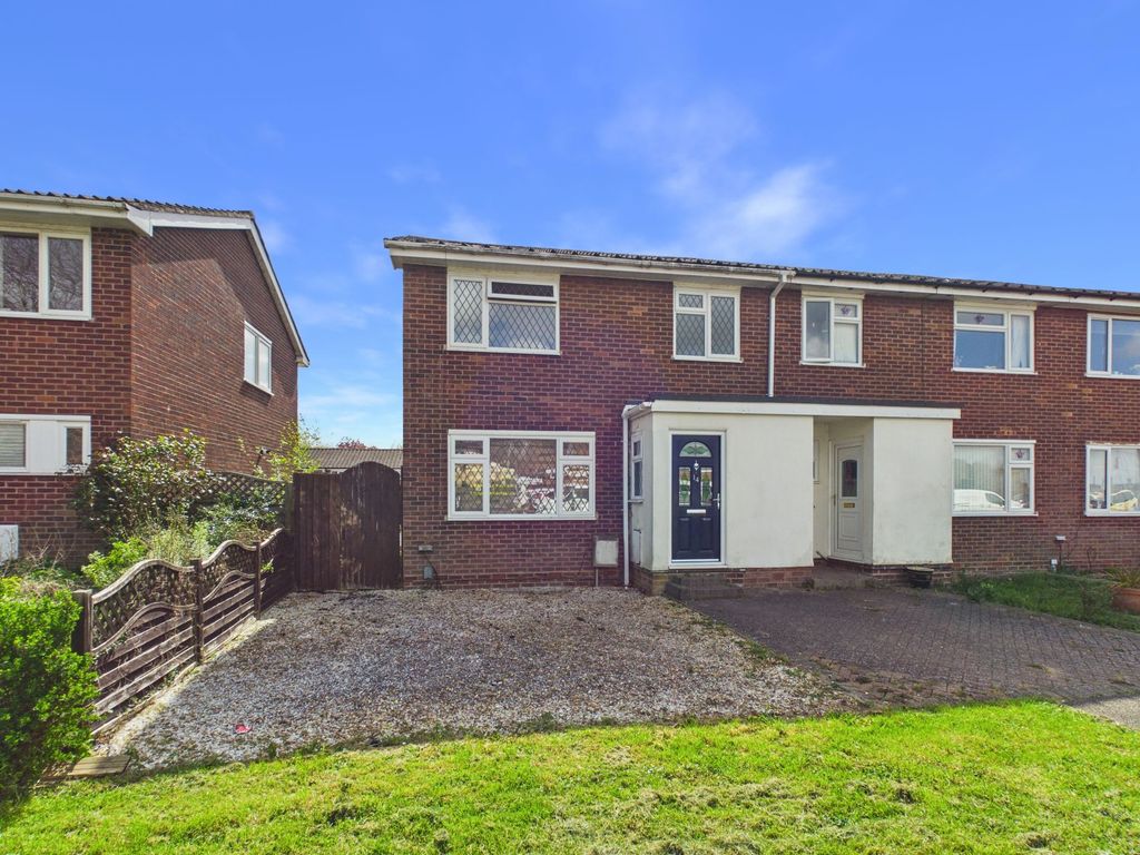 Property photo 1 of 11