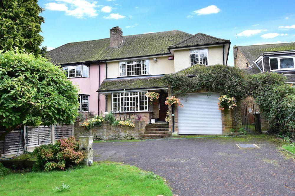 Property photo 2 of 13