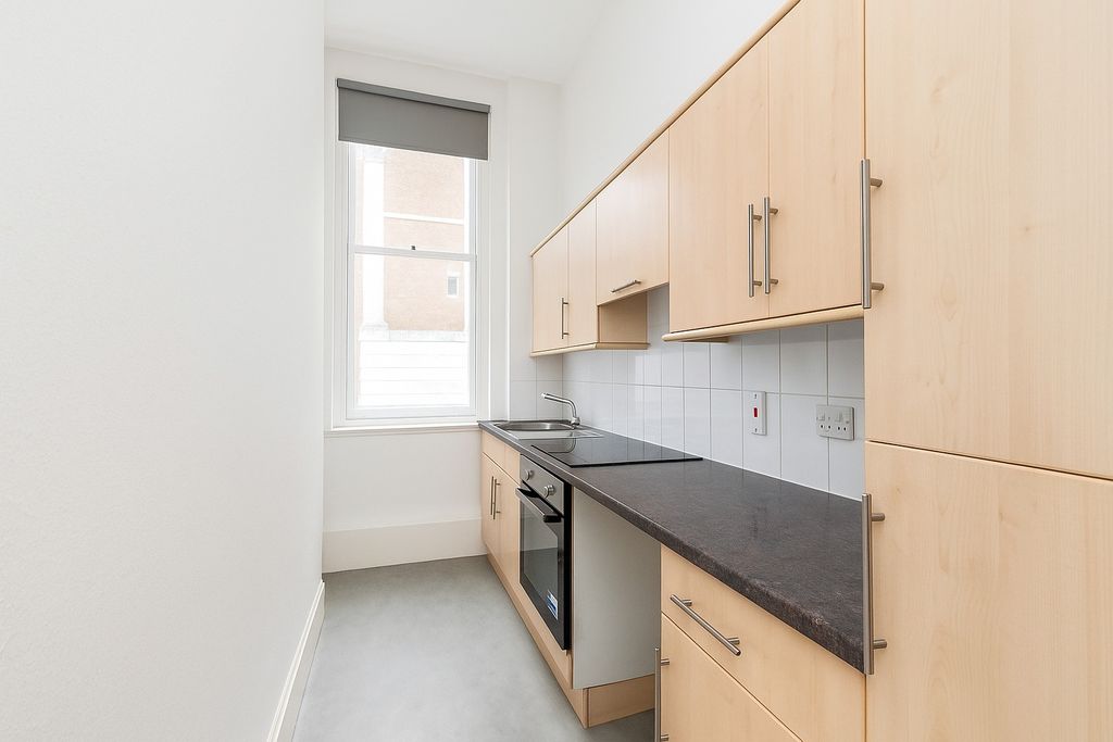 Property photo 2 of 6 4666861