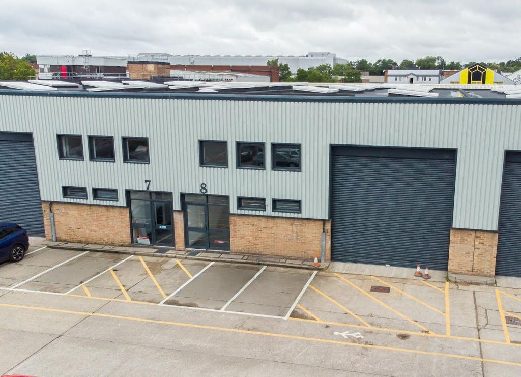 Property photo 1 of 8 Unit 8, Westpoint Trading Estate