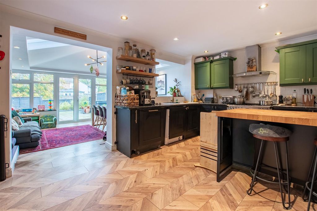 Property photo 2 of 17 Dsc_6133-Hdr-2.Jpg