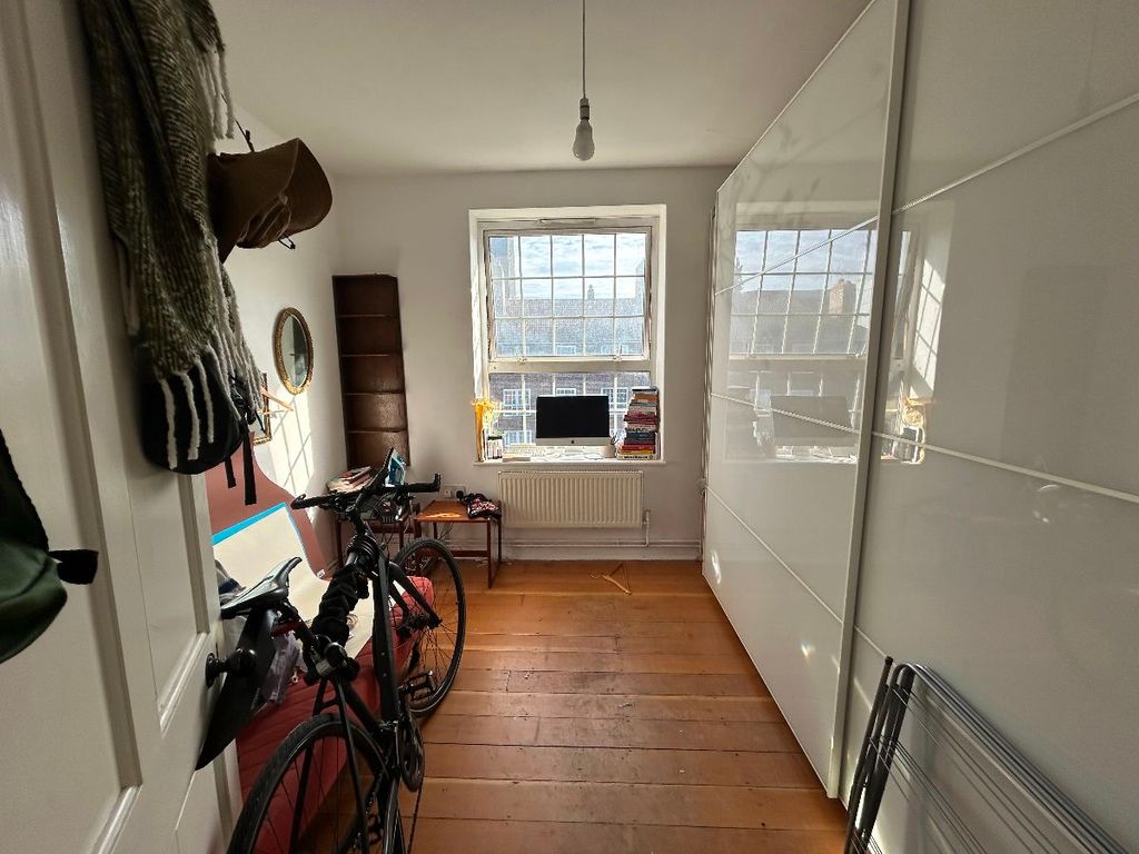Property photo 3 of 9