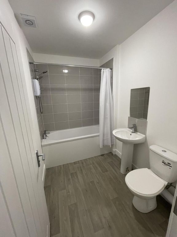 Property photo 2 of 11 Gallery