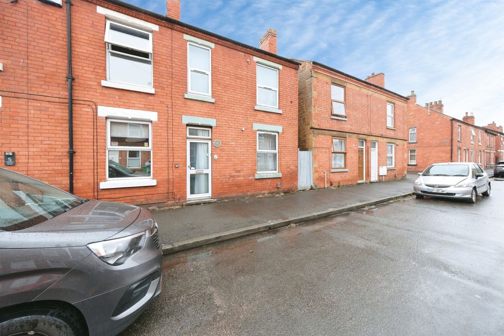 Property photo 2 of 24