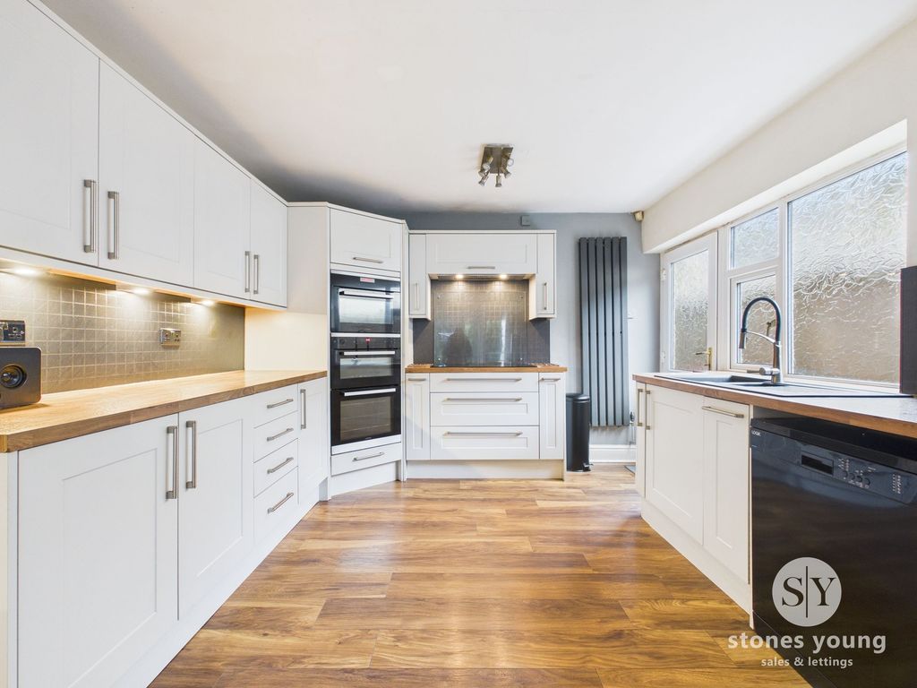 Property photo 3 of 25