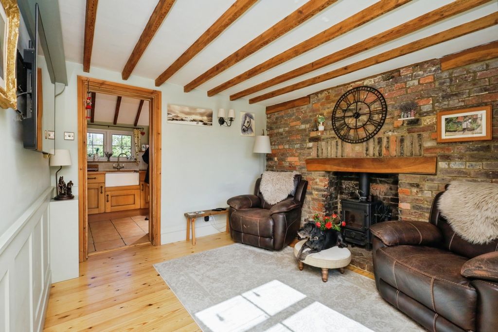 Property photo 2 of 18 Pbox-Img.Jpg
