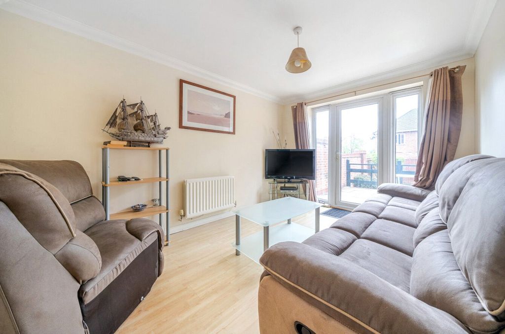 Property photo 2 of 10 Picture No. 05