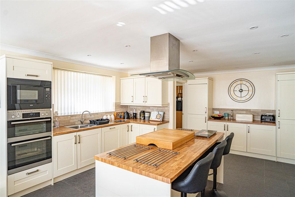 Property photo 2 of 42 Dsc07116.Jpg