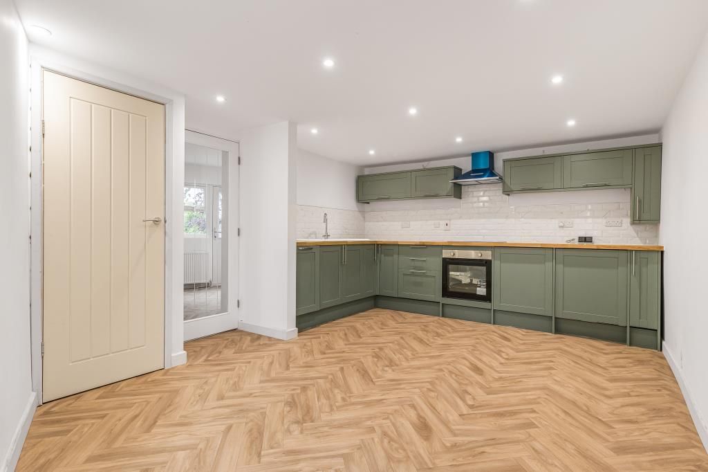 Property photo 3 of 17 16_81414.Jpg