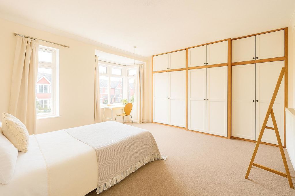 Property photo 1 of 10 Photo 8