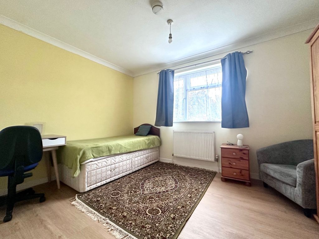 Property photo 1 of 3 View