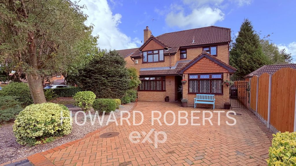 Property photo 2 of 40