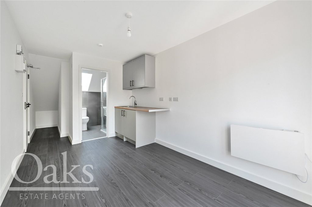 Property photo 3 of 6 Picture No. 06