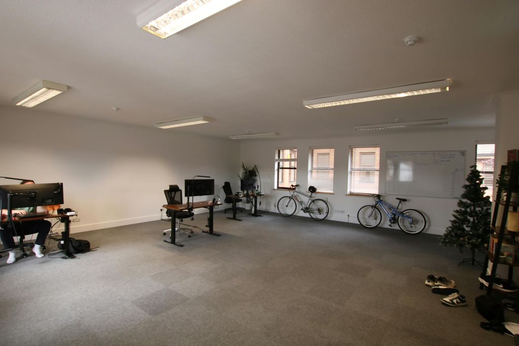 Property photo 3 of 5 Img_4959.Jpg