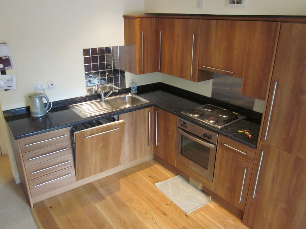 Property photo 2 of 4 Kitchen