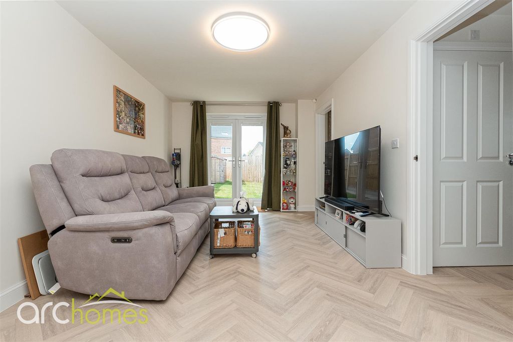 Property photo 2 of 22 Longwall-10.Jpg