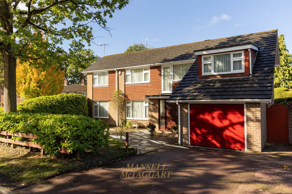 Property photo 1 of 28