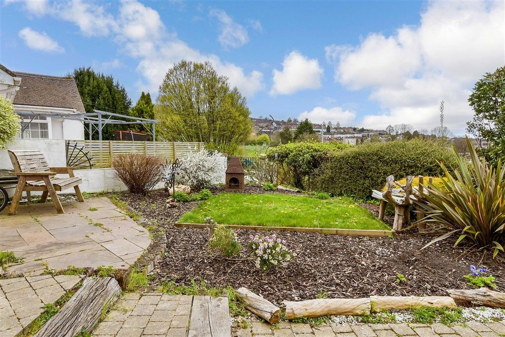 Property photo 3 of 15 Front Garden