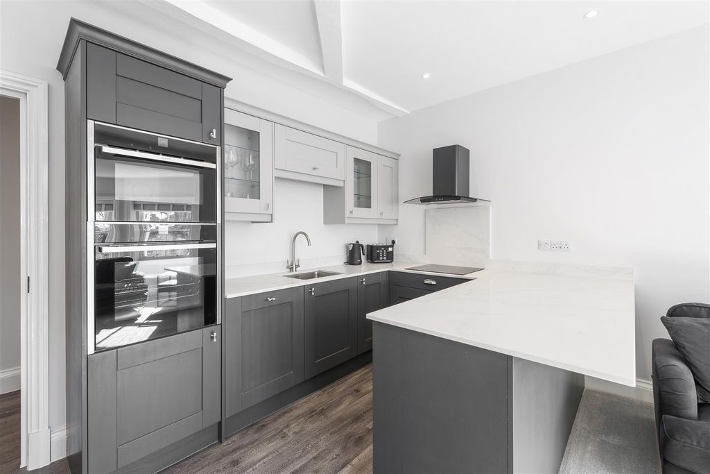 Property photo 1 of 36 Breakfast Kitchen Area