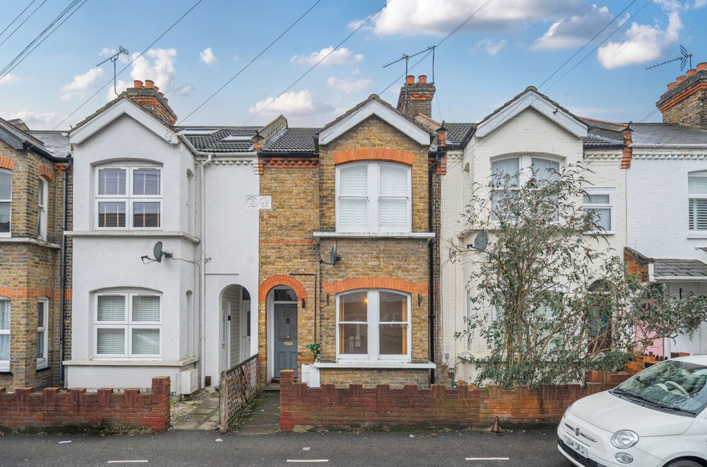 Property photo 1 of 12