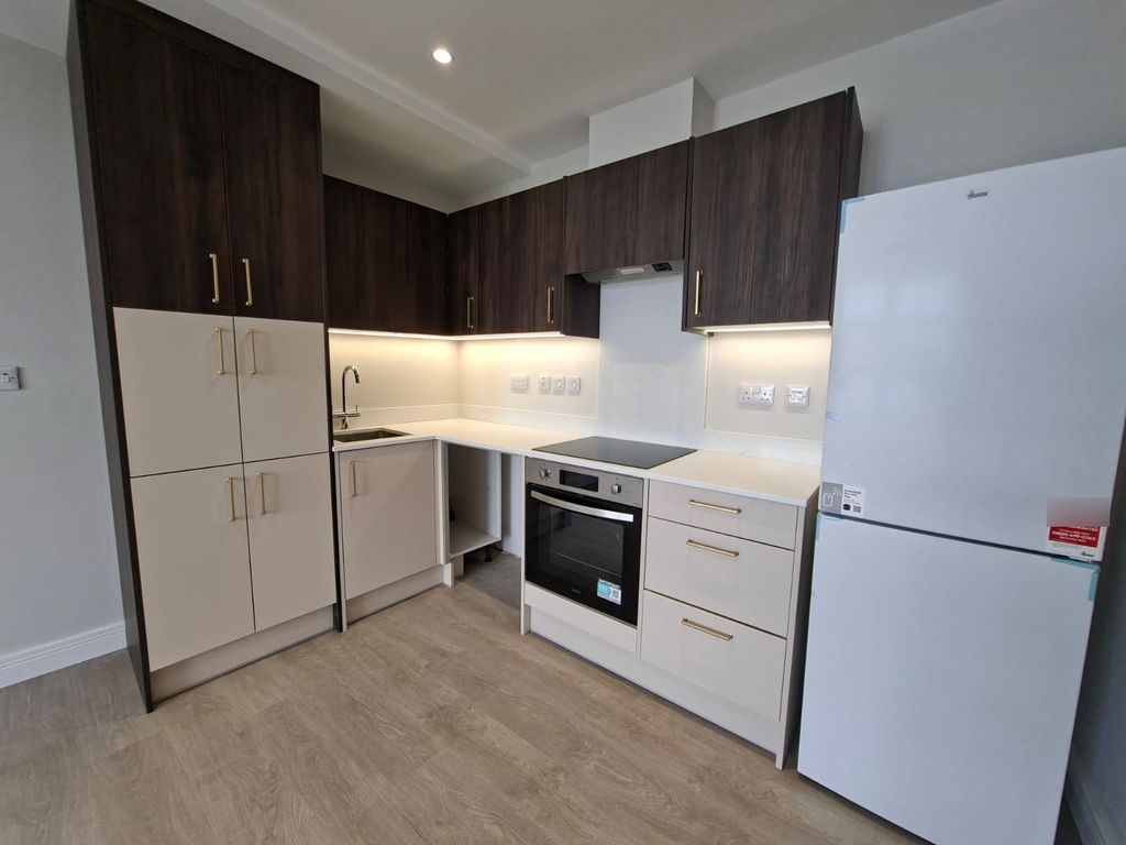 Property photo 2 of 19 Photo 1