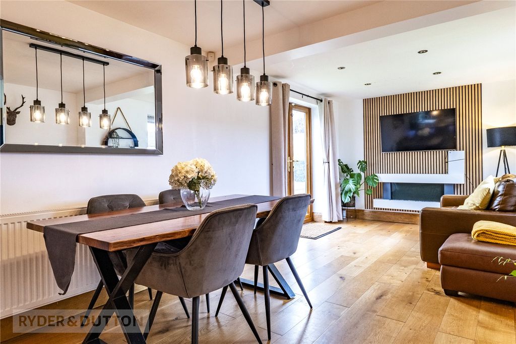 Property photo 1 of 30 Picture No. 21