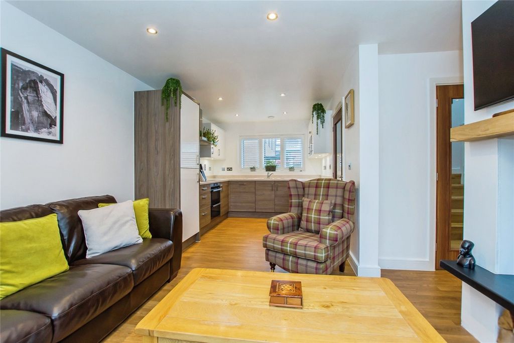 Property photo 1 of 14 Picture No. 37