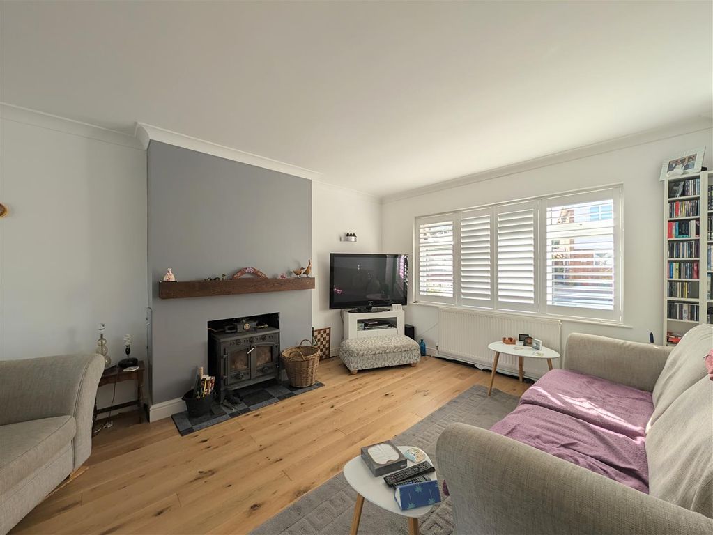 Property photo 2 of 14