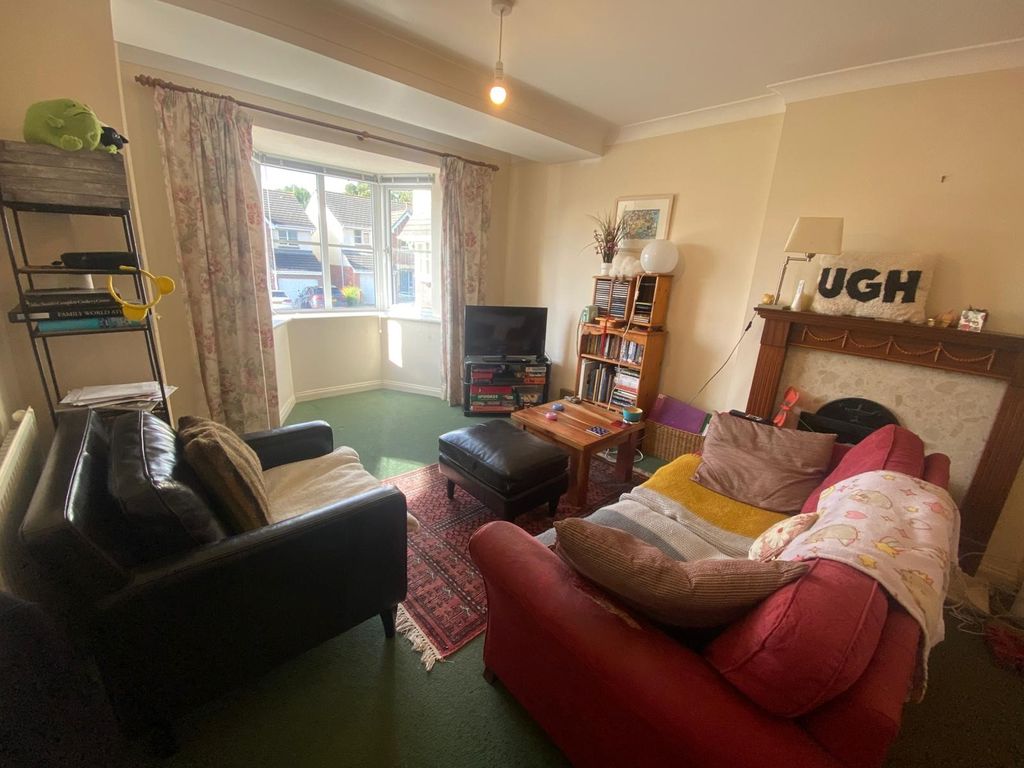 Property photo 2 of 7