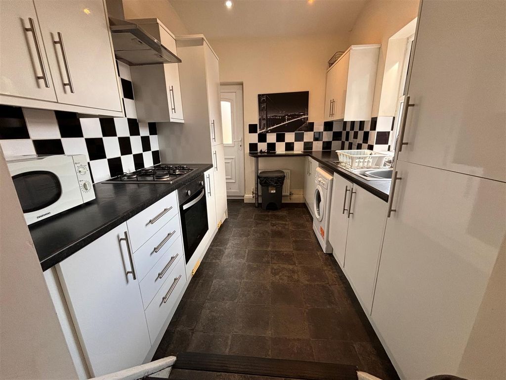 Property photo 3 of 7 2.Jpg