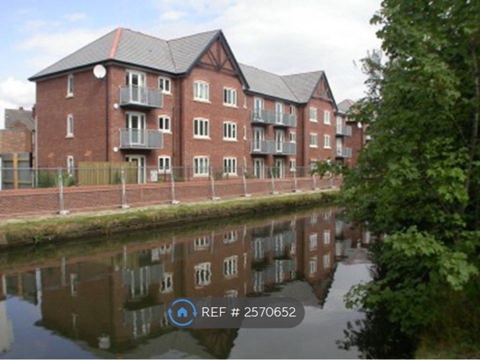 Property photo 1 of 7