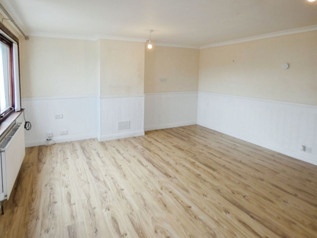 Property photo 2 of 11 Pbox-Bedroom-318999.Jpg