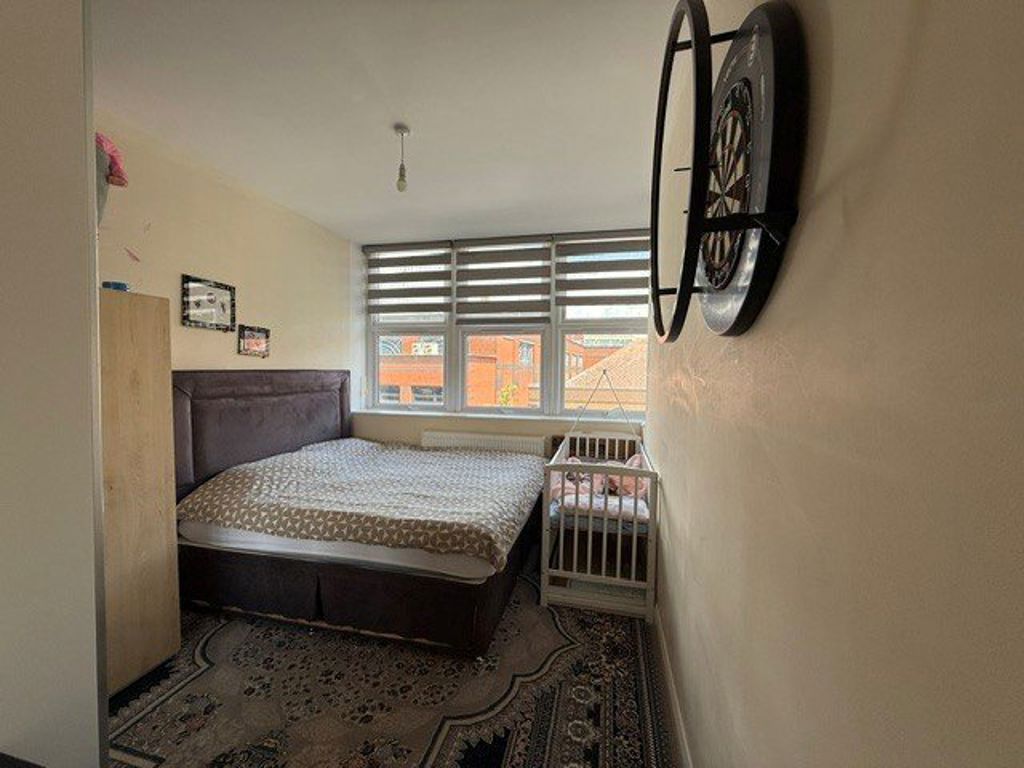 Property photo 3 of 4