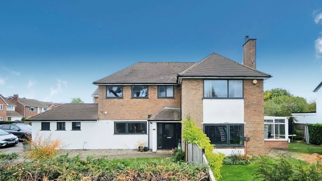 Property photo 1 of 17