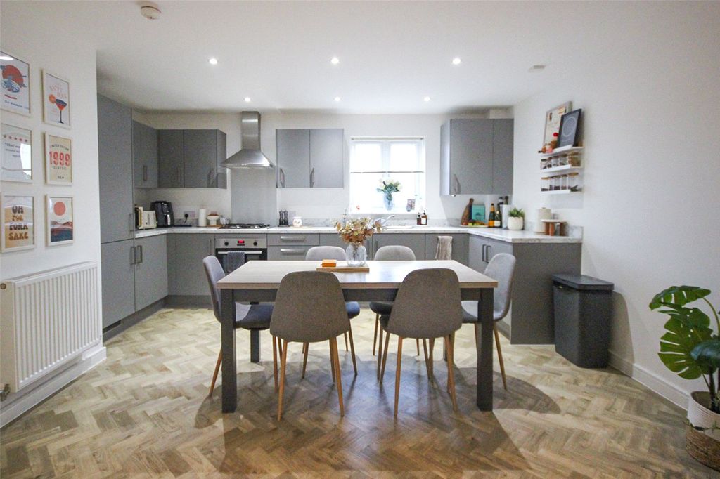 Property photo 3 of 12 Picture No. 09