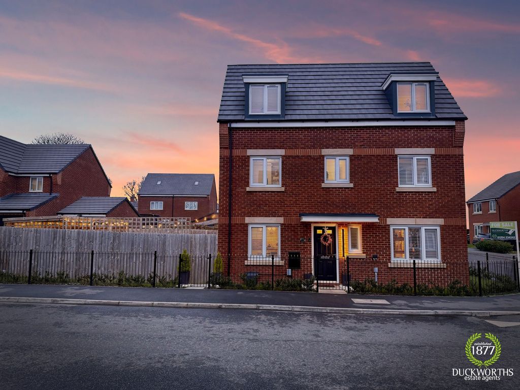 Property photo 1 of 48