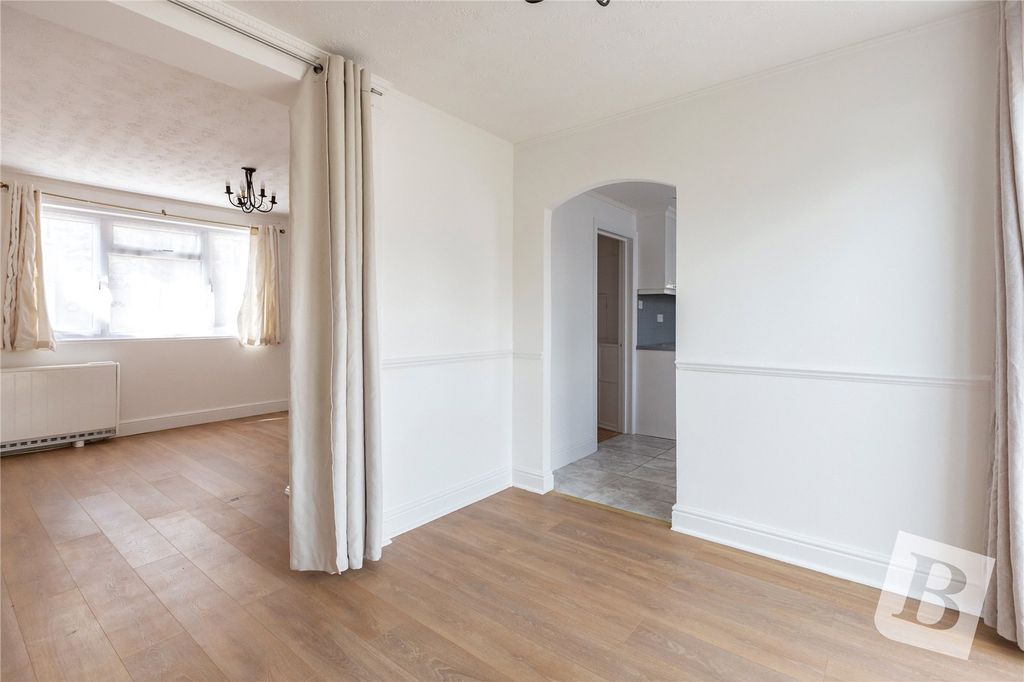 Property photo 3 of 34 Reception Room