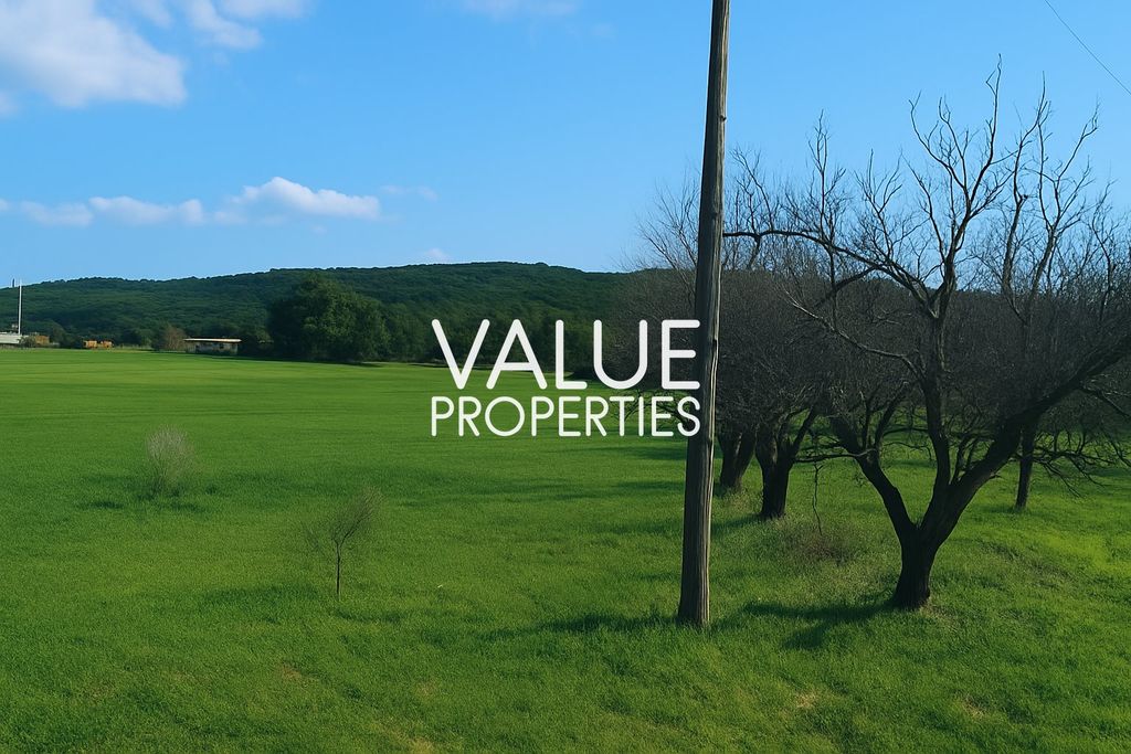 Property photo 1 of 9 - Plot Of Land For Sale, Avlida, 20.000 Sq.m., €880.000