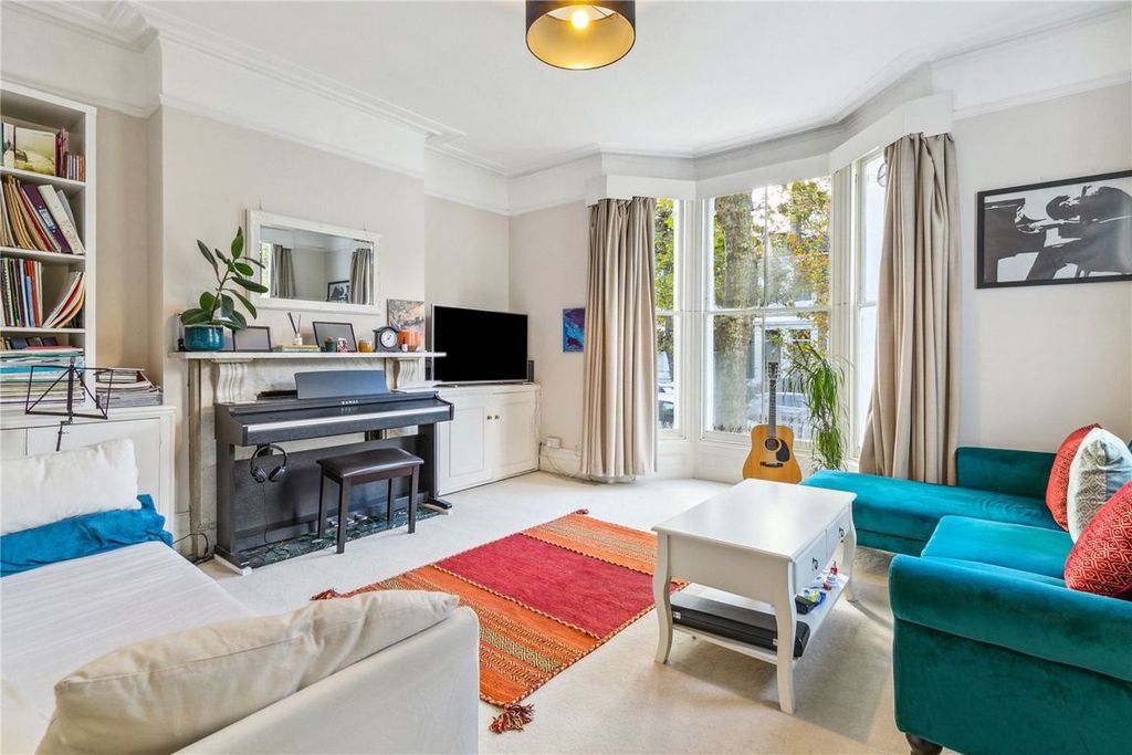 Property photo 1 of 5