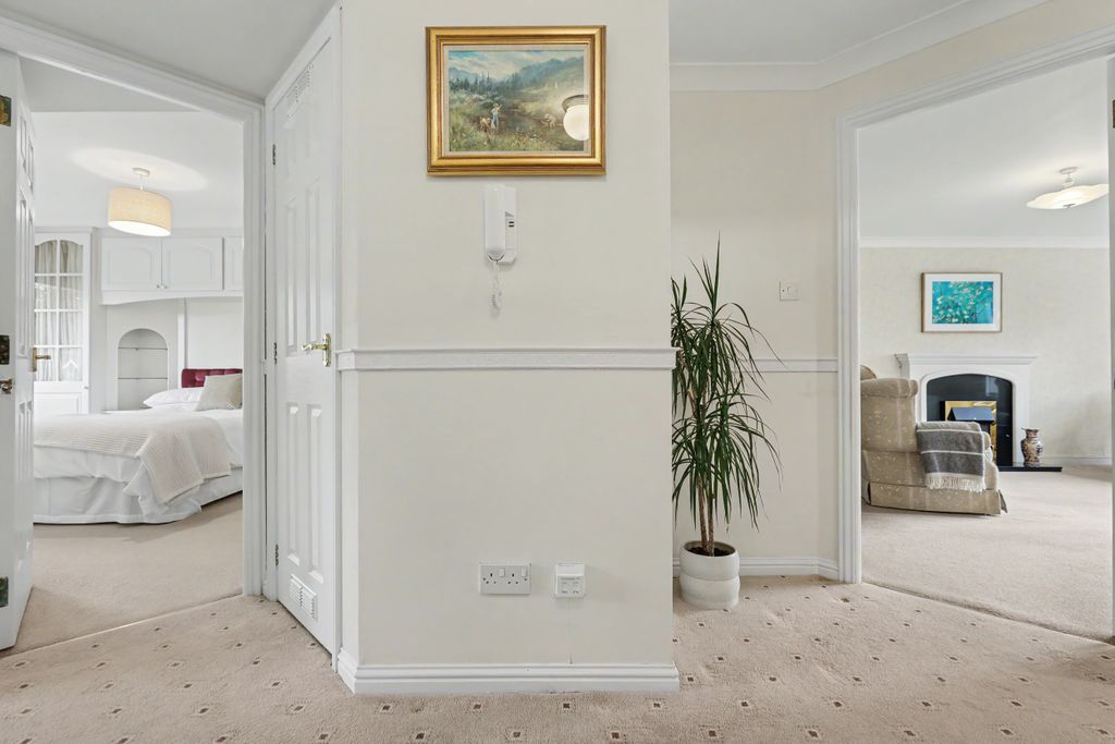 Property photo 3 of 30