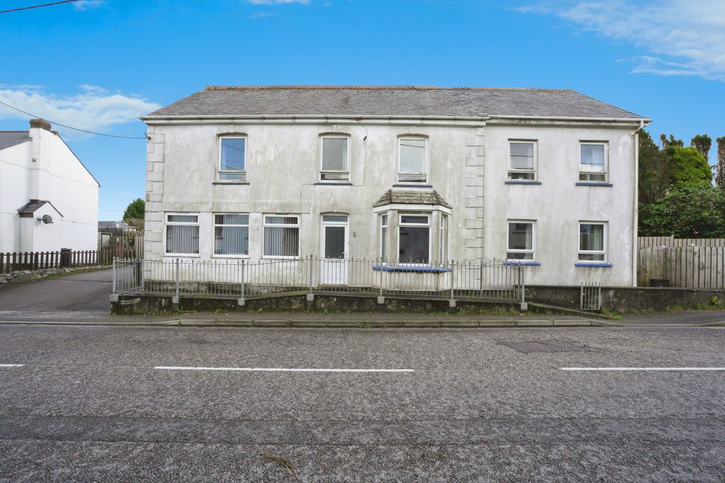 Property photo 3 of 19