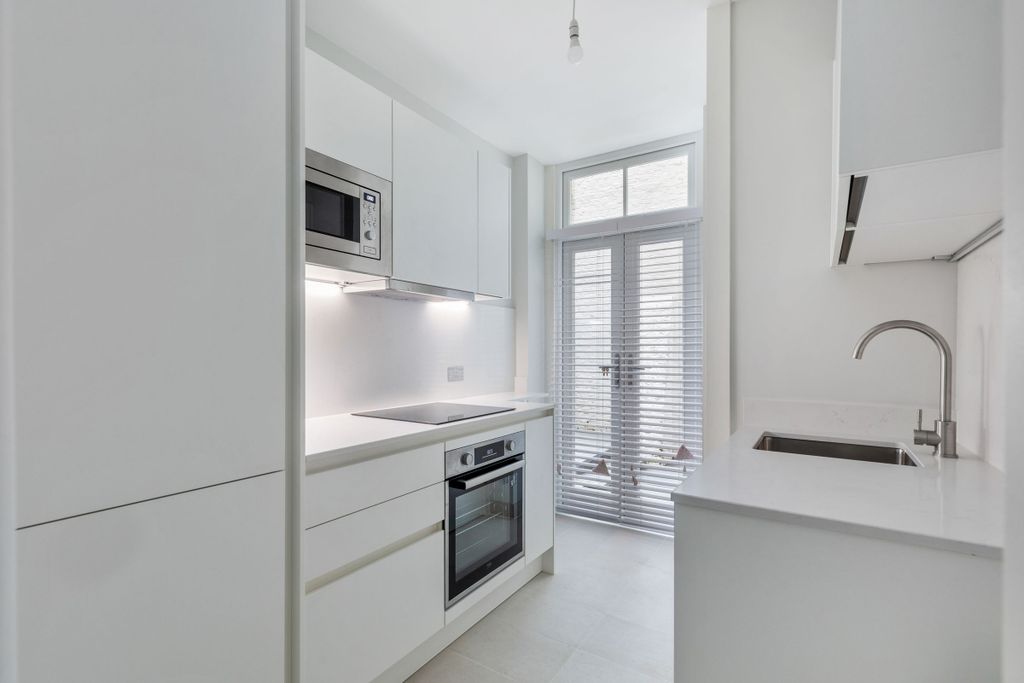 Property photo 1 of 14 Kitchen