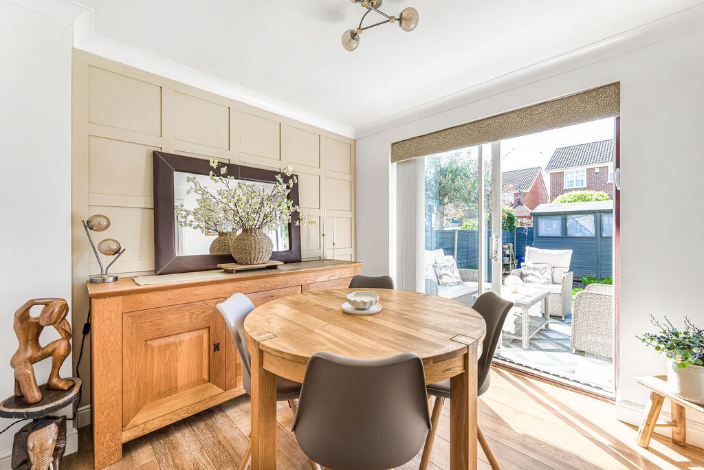 Property photo 3 of 37 Photo 27